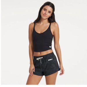 Vuori Ribbed Crop Top